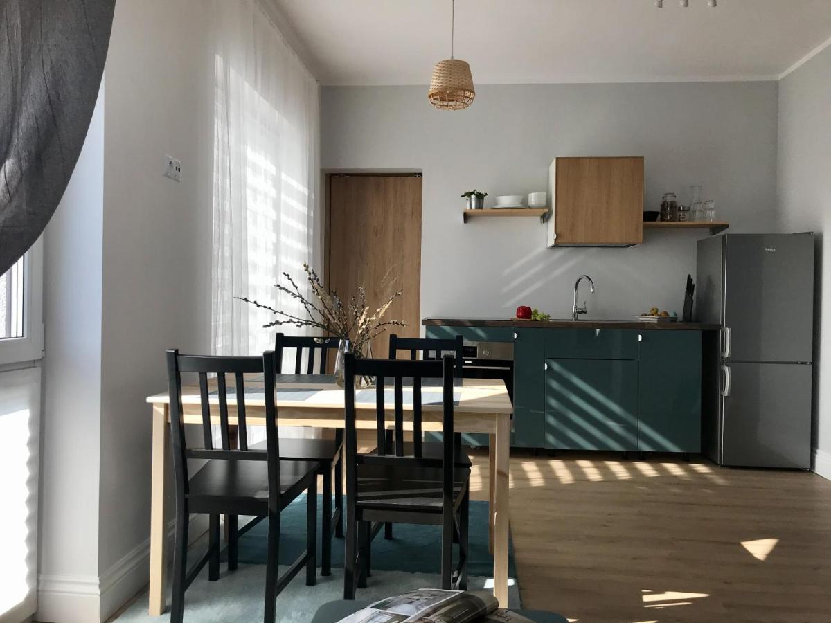 Apartamenty Zastava Wloszczowa Exterior photo